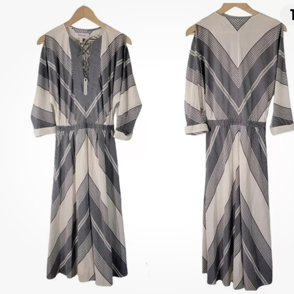 10 Crosby Derek Lam Dresses & Skirts - 10 Crosby Derek Lam Chevron midi dress size 8 nwot really pretty